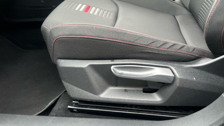 SEAT Arona 1.6 TDI 115 FR [EZ] 5dr Diesel Hatchback